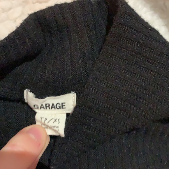 Never worn Ribbed garage black mock neck - Picture 4 of 4